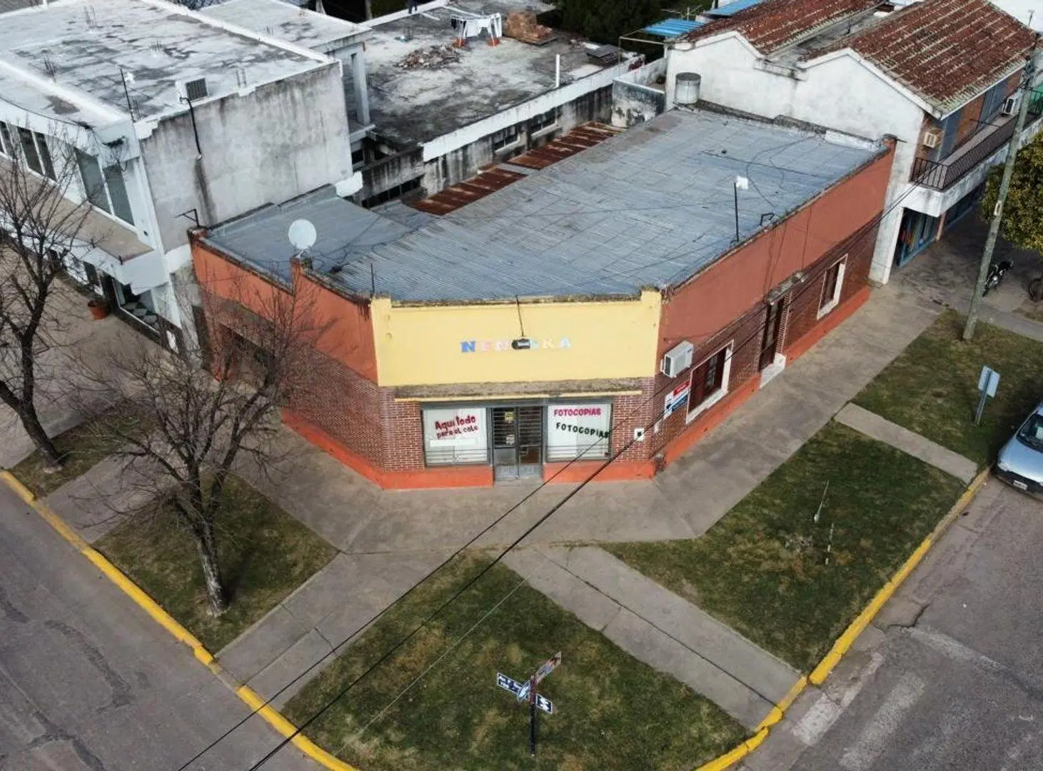 VENTA DE CASA CON LOCAL COMERCIAL 4