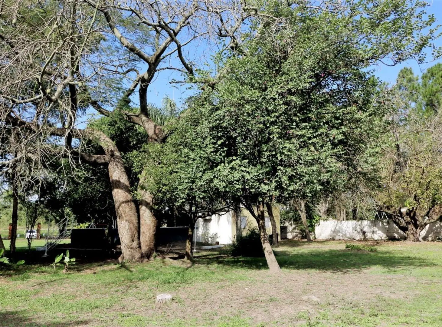 SE VENDE CASA QUINTA CON PILETA EN RECONQUISTA 8