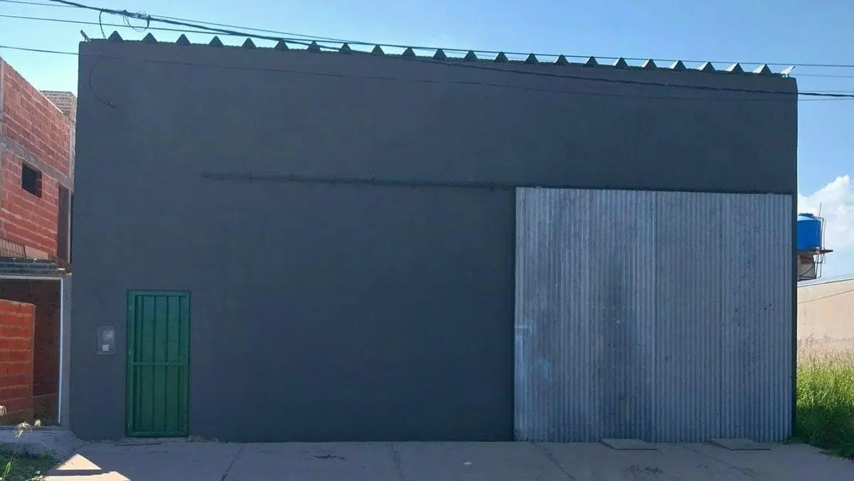 GALPÓN/DEPÓSITO COMERCIAL EN RECONQUISTA 2