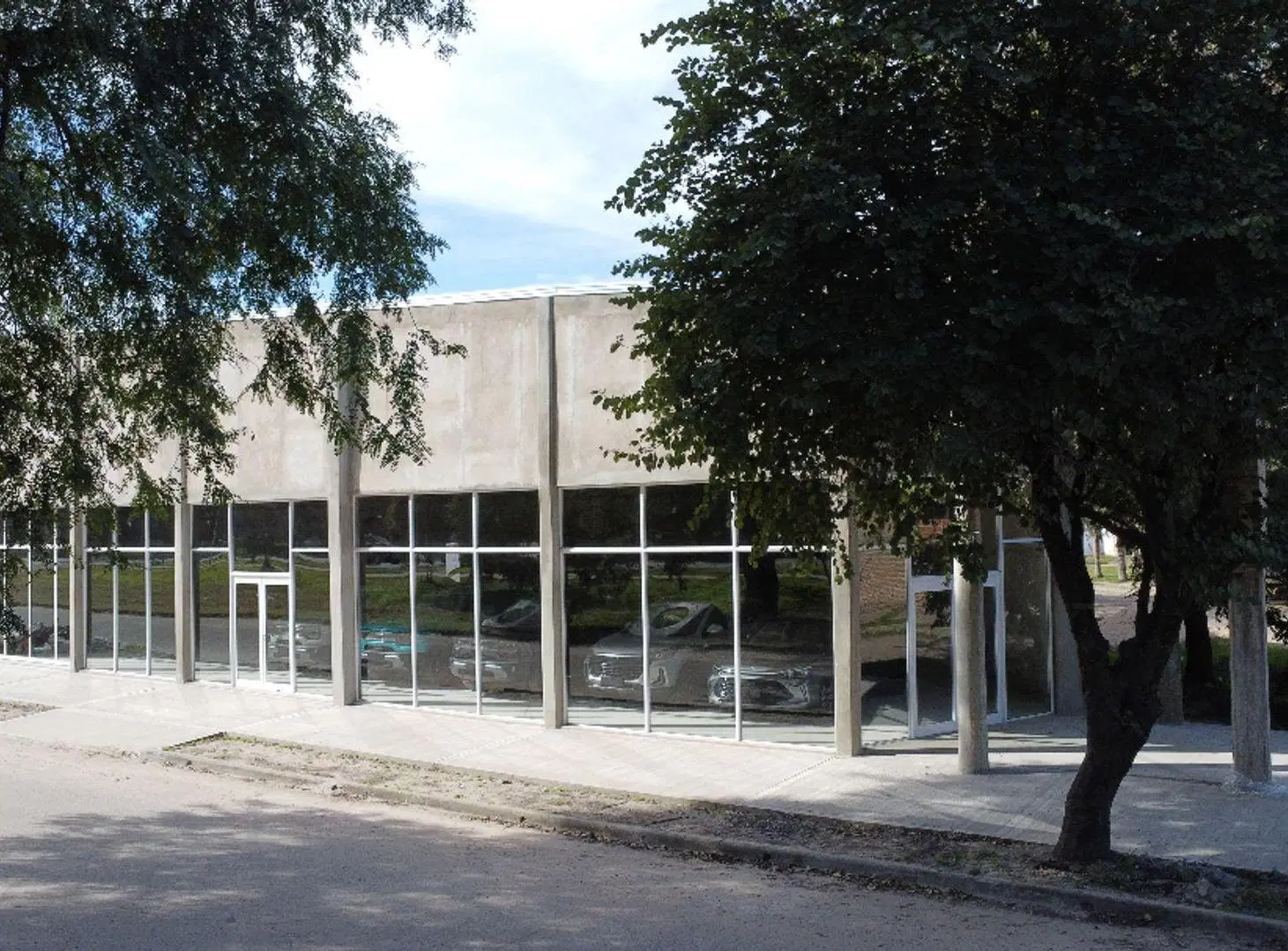 SE ALQUILA amplio Galpón en Reconquista Santa Fe. 5