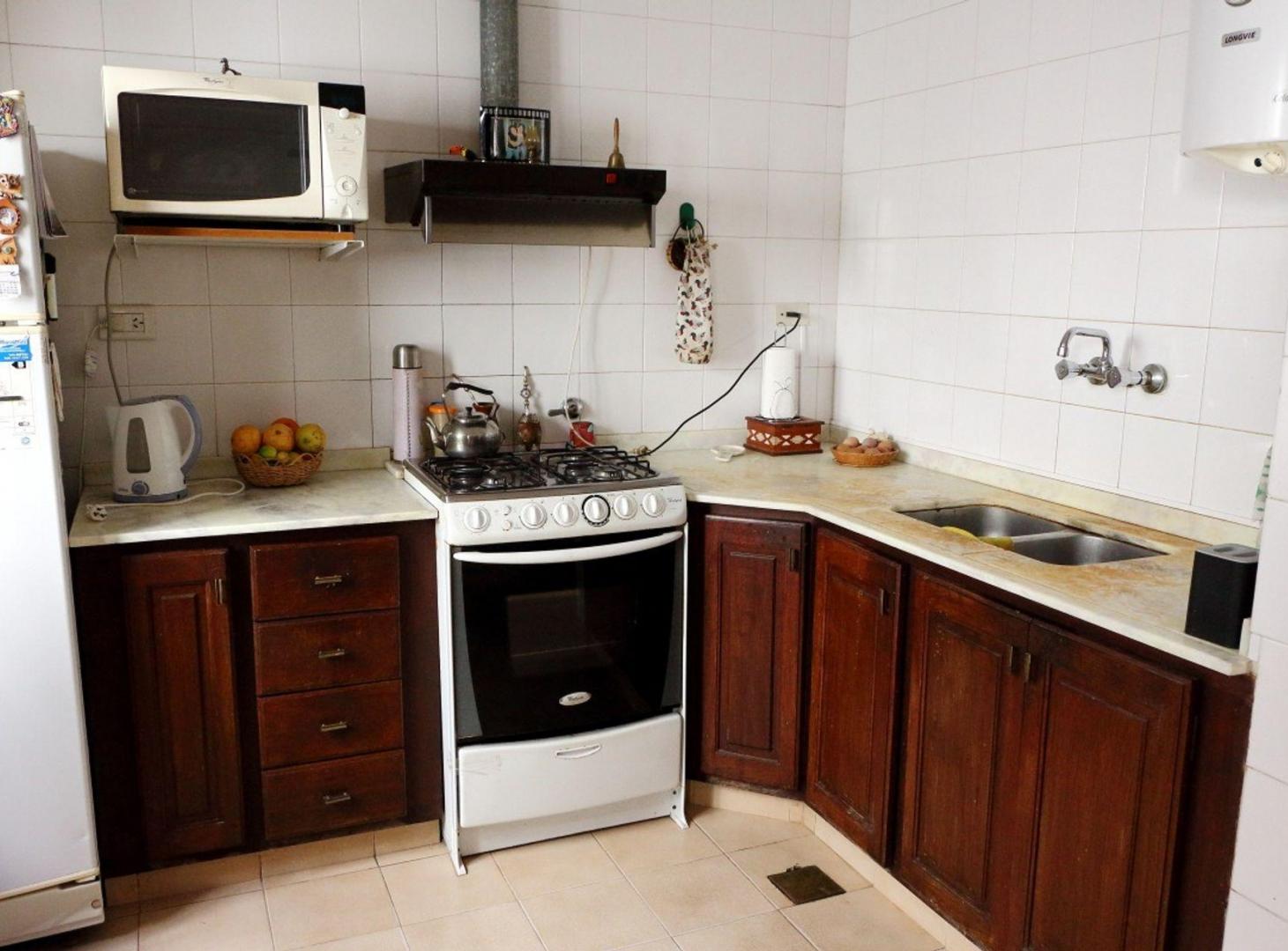 Foto de SE VENDE CASA CON UN DEPARTAMENTO EN RECONQUISTA, imagen 3