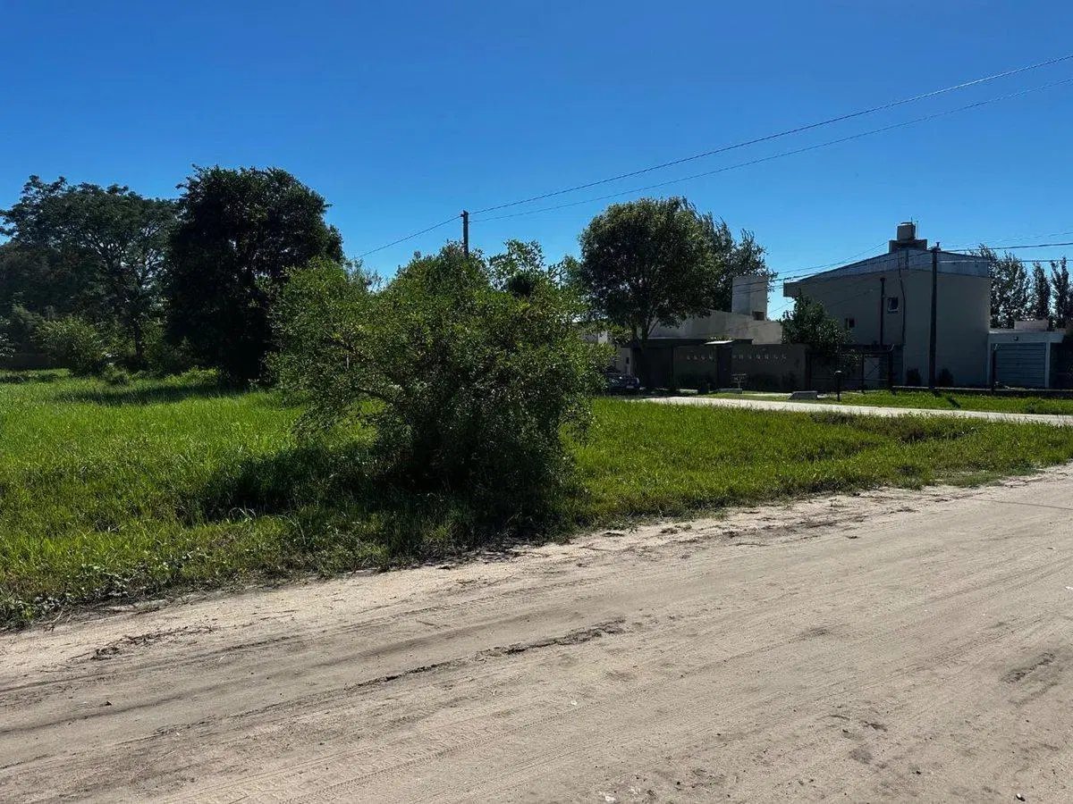 Terrenos en Venta Reconquista barrio Los Andes!! 5