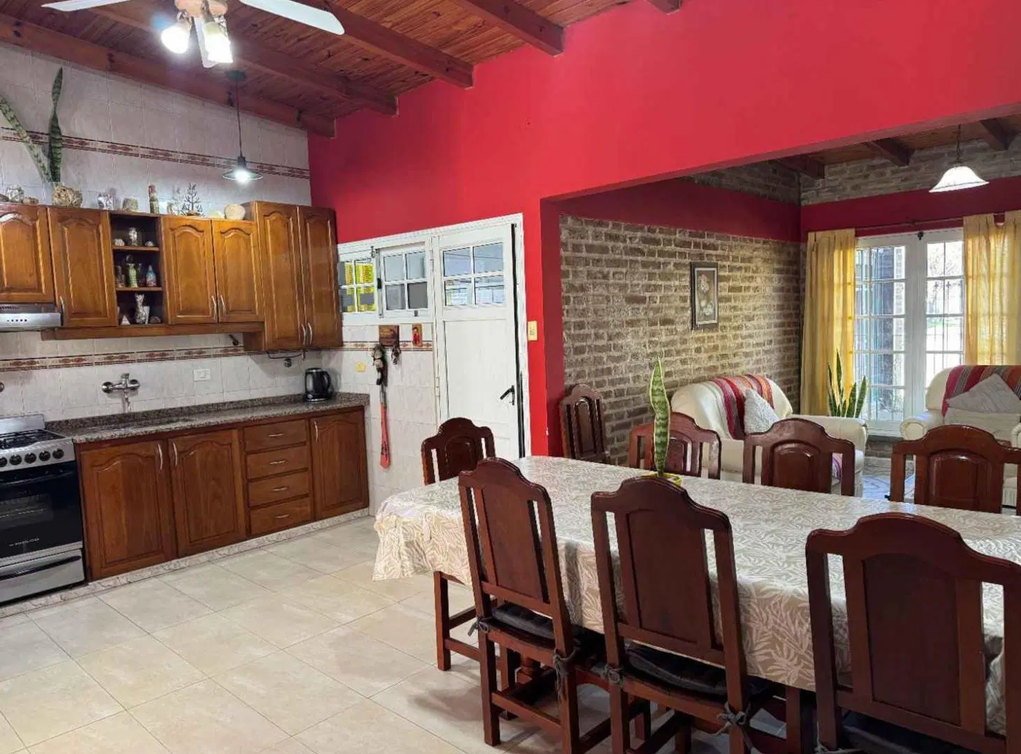 Casa de 3 dormitorios en venta – Barrio Chapero 8