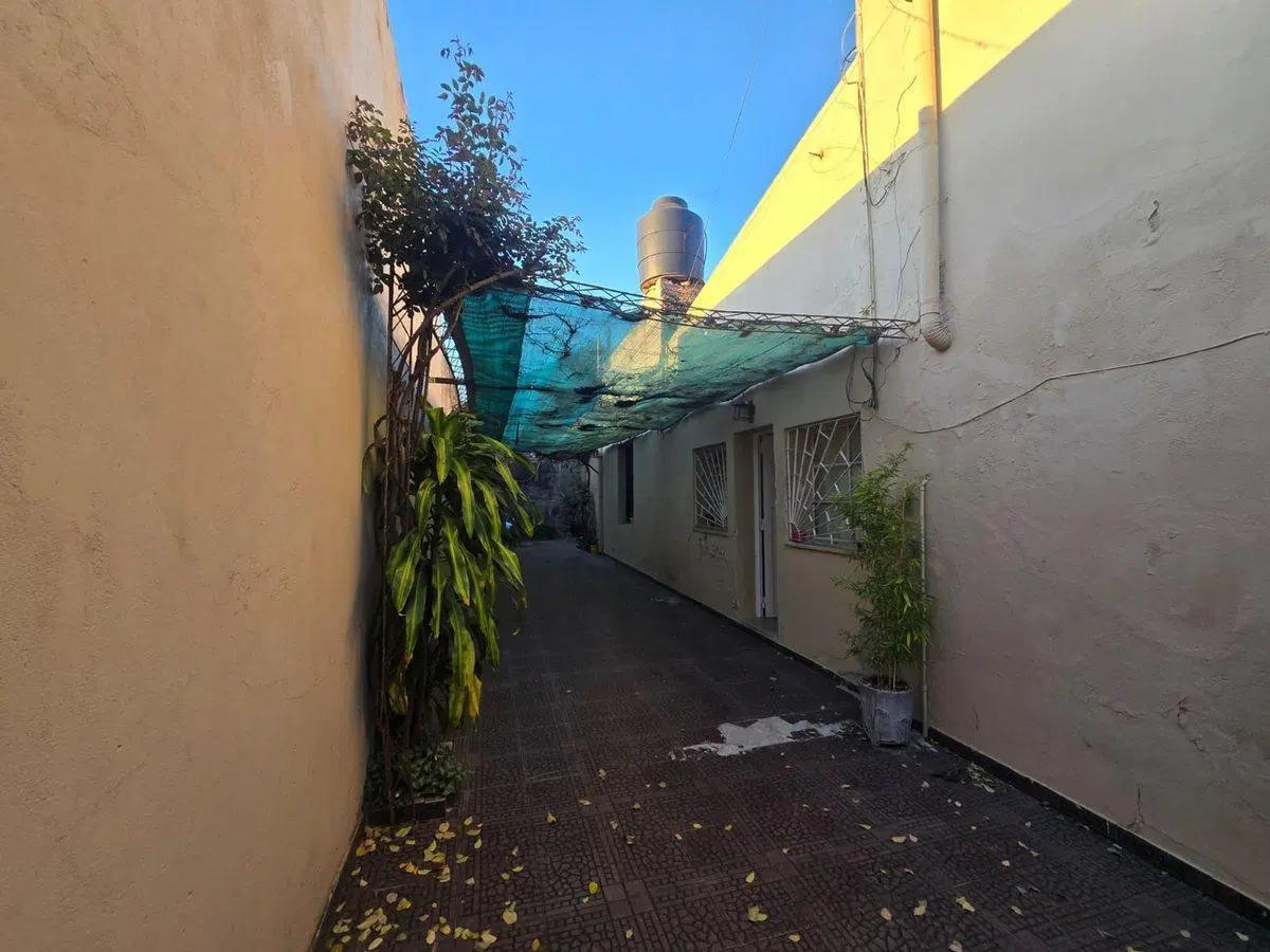 Se vende Propiedad en esquina 5