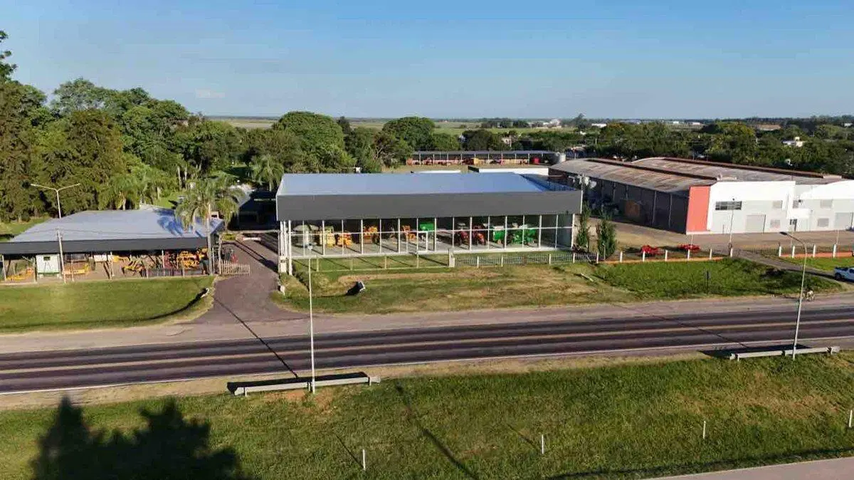 SALON COMERCIAL sobre Ruta RN N11 AVELLANEDA (Sta 1