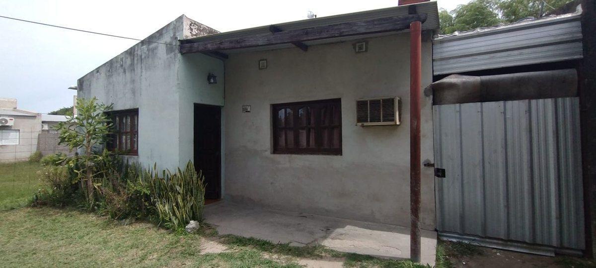 Foto de Se vende casa 2 dorm-Barrio Asunción-Reconquista, imagen 1