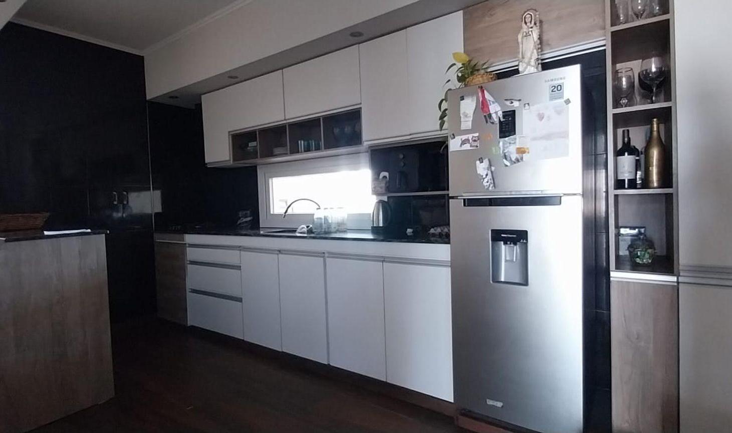 Foto de CASA 3 DORMITORIOS EN BARRIO OBLIGADO, imagen 5