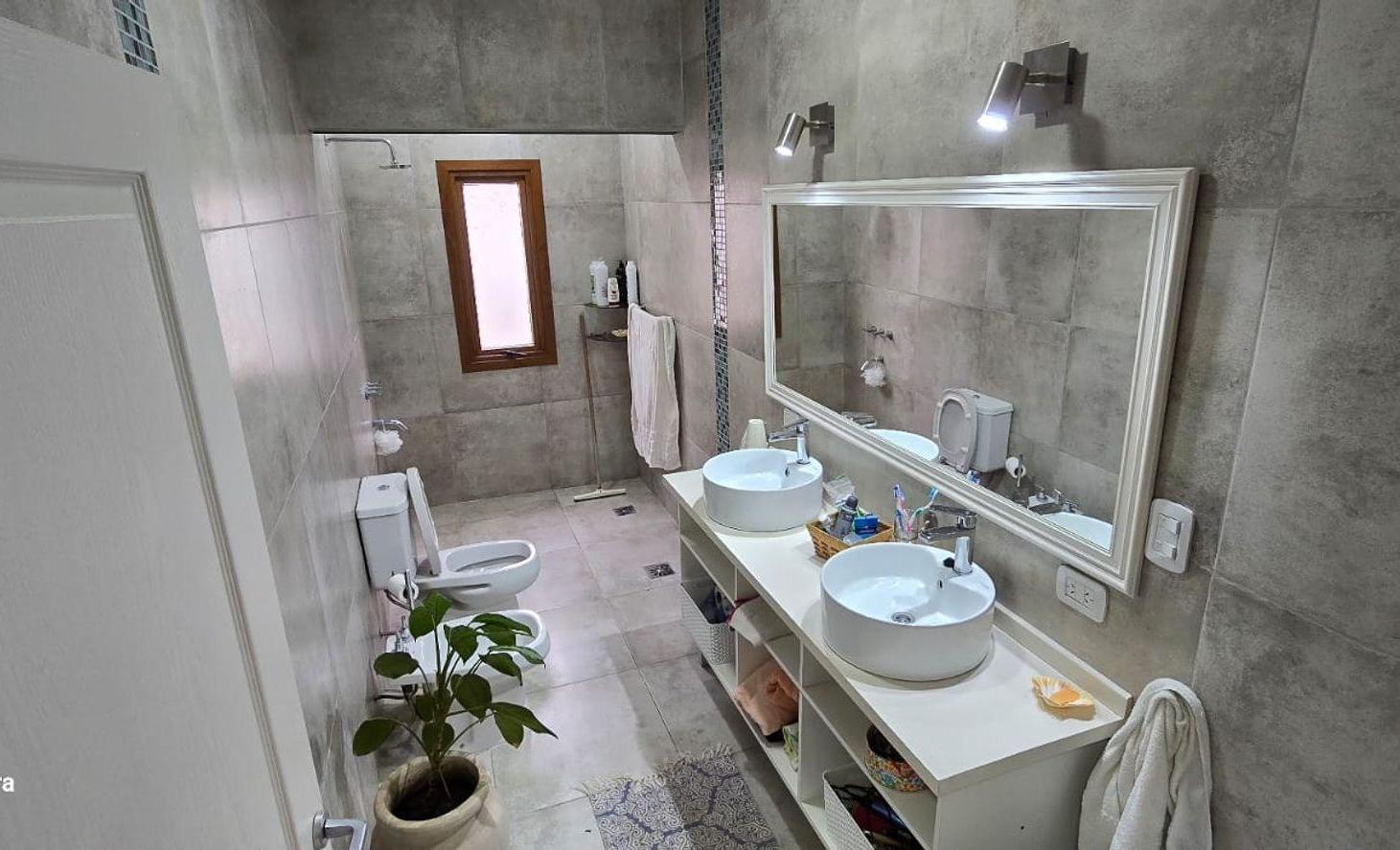 Foto de RECONQUISTA, SE VENDE CASA CÉNTRICA, imagen 3