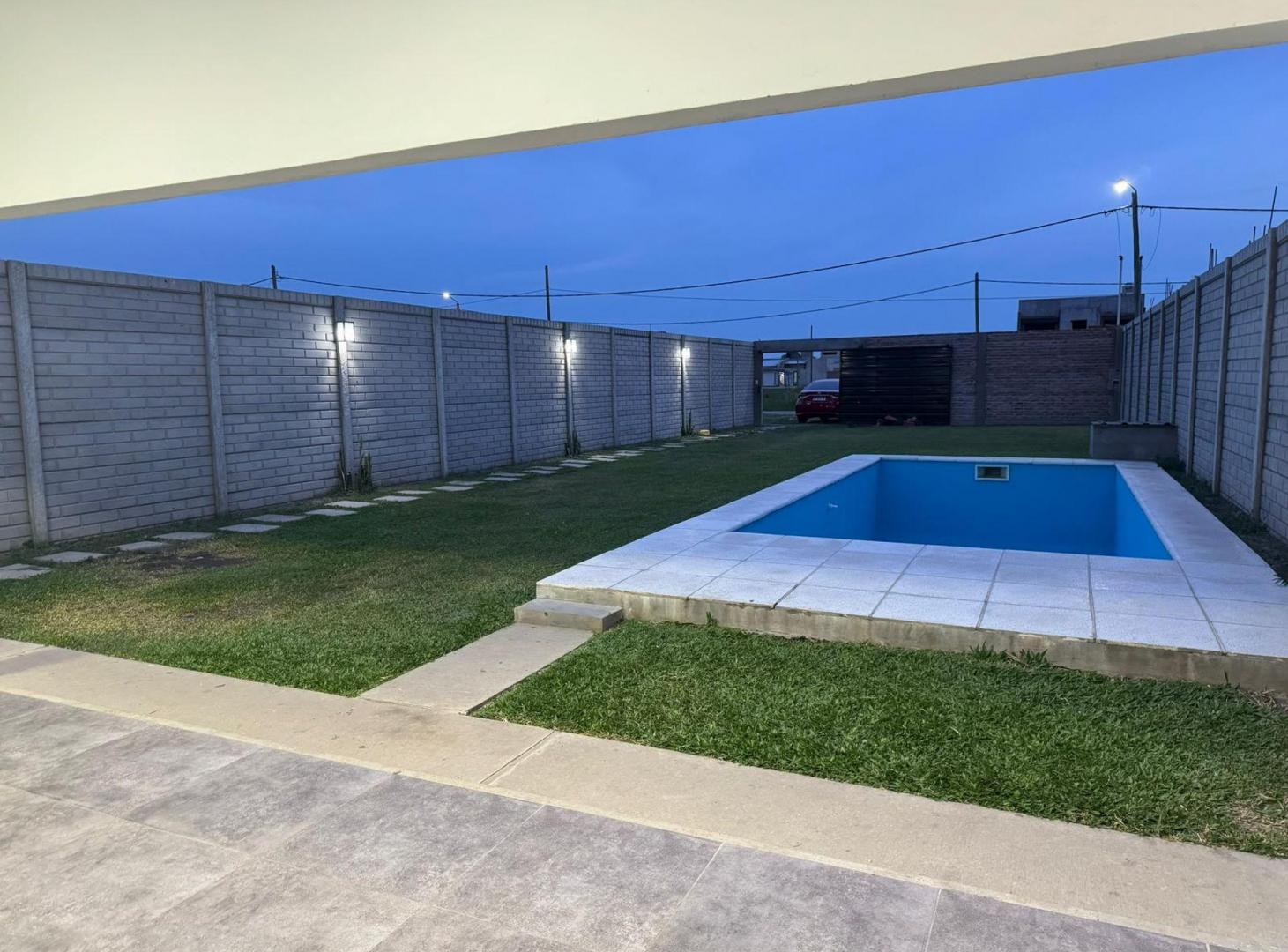 Foto de SE ALQUILA CASA 1 DORMITORIO CON PILETA, imagen 1