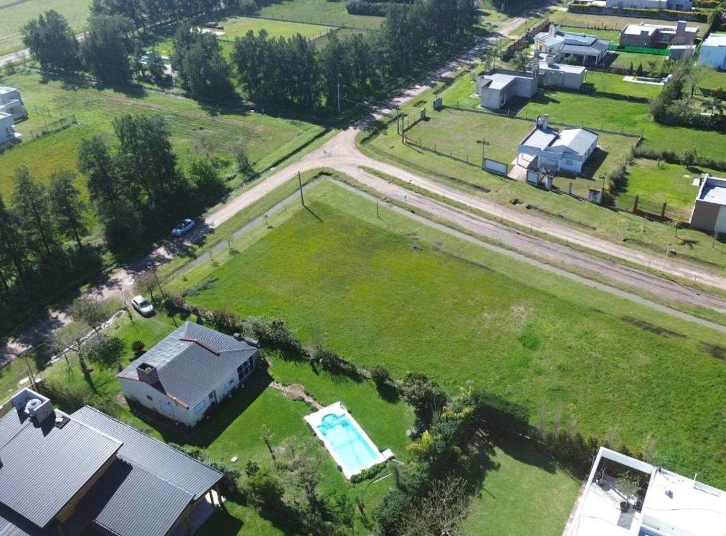 Foto de TERRENO EN ESQUINA BARRIO AIRE Y SOL AVELLANEDA, imagen 3