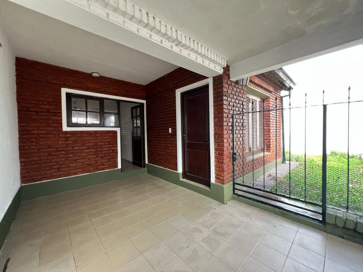 Foto de SE VENDE casa de 3 dormitorios en Reconquista, imagen 1