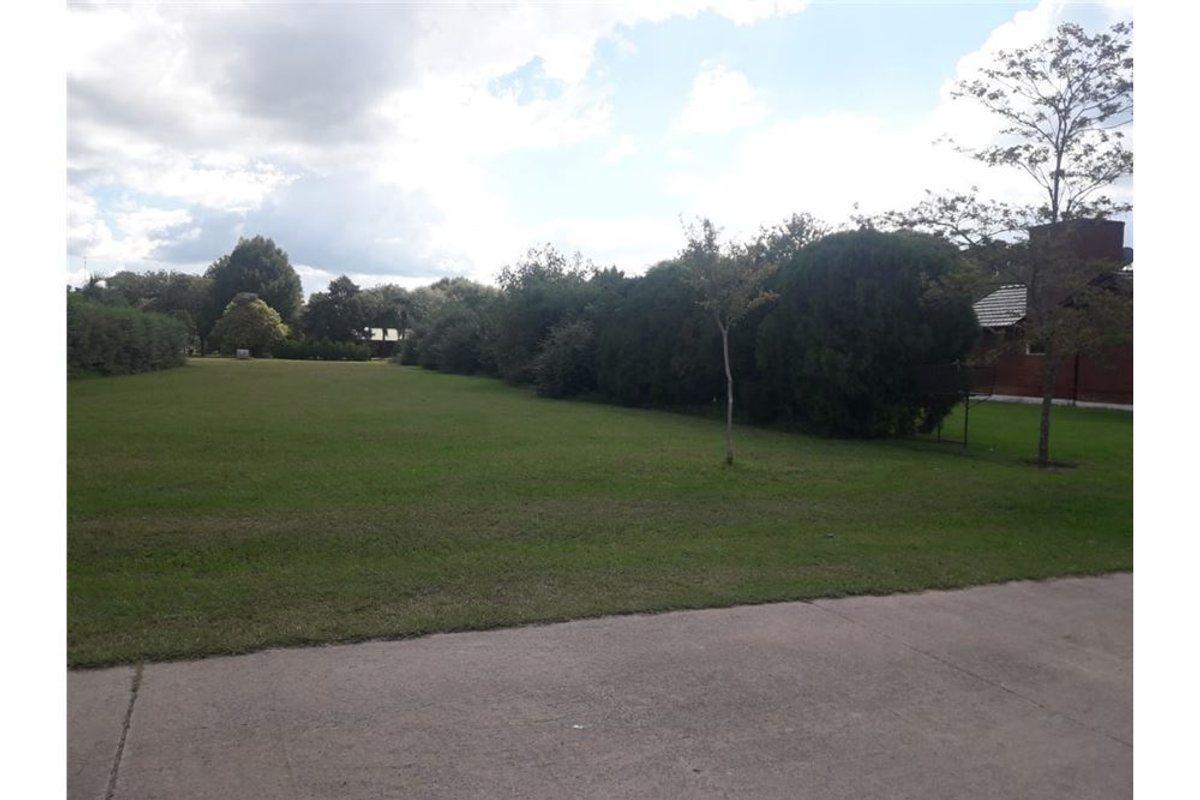 Foto de SE VENDE TERRENO EN RECONQUISTA, CLUB DE CAMPO, imagen 2