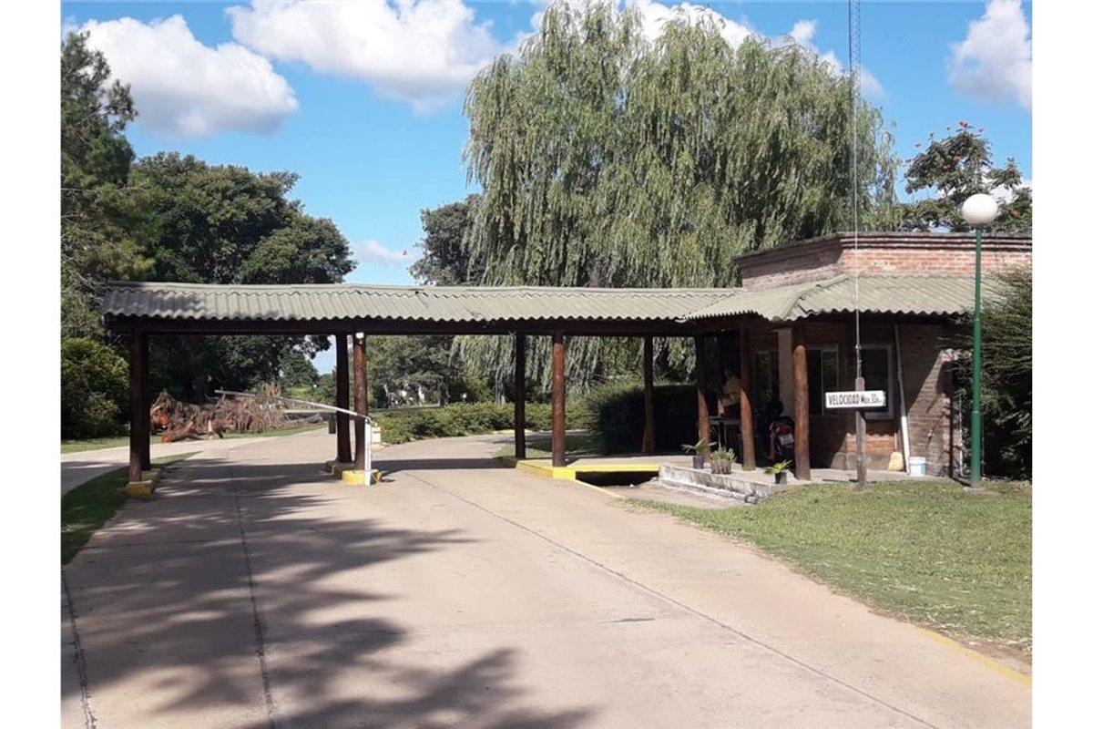 Foto de SE VENDE TERRENO EN RECONQUISTA, CLUB DE CAMPO, imagen 5