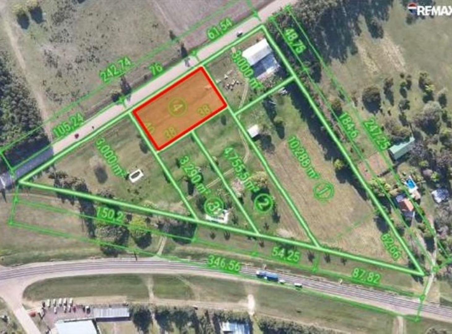 Foto de SE VENDE AMPLIO TERRENO EN AVELLANEDA, imagen 1