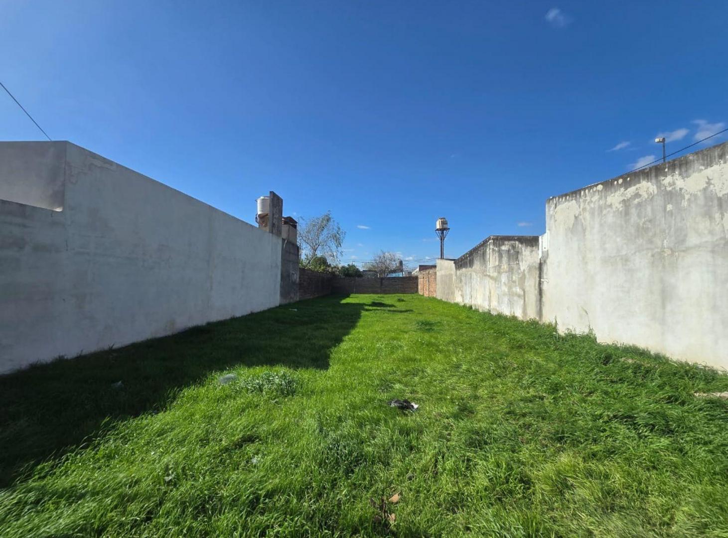 Foto de Se vende Lote en Barrio Obligado, imagen 3