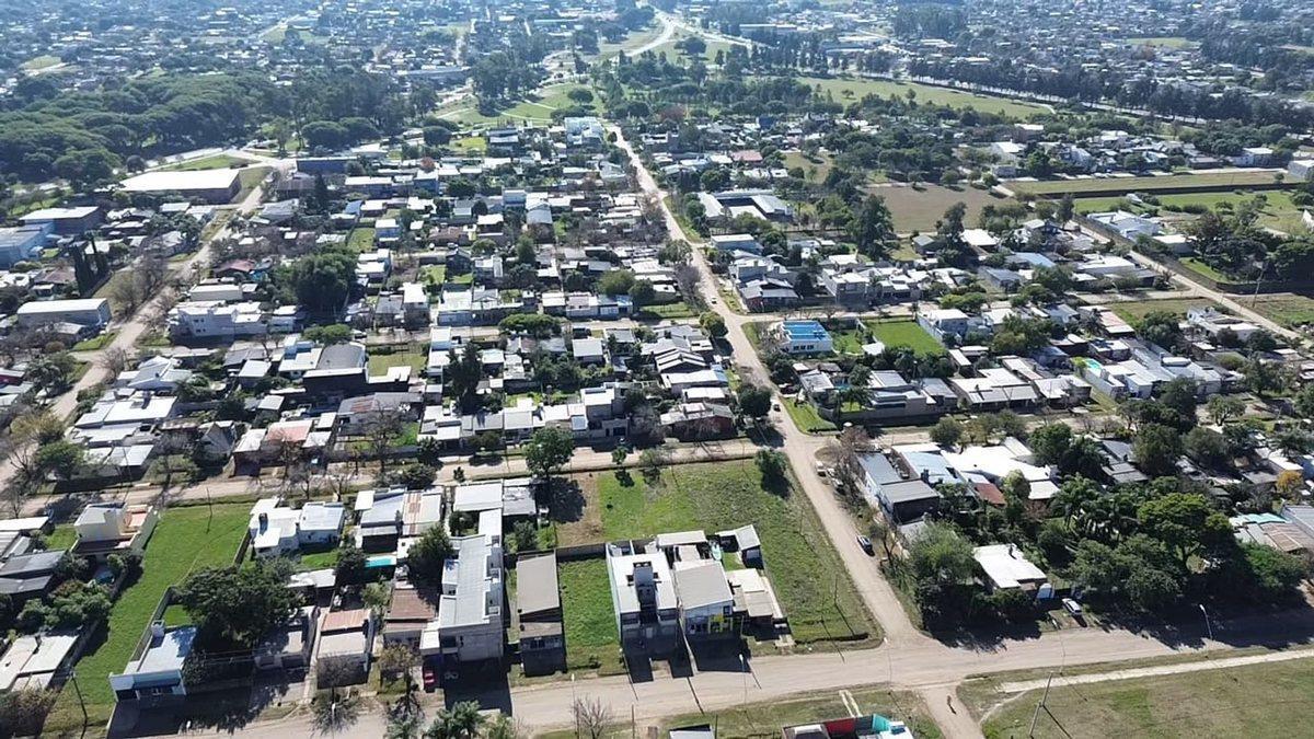 Foto de Se VENDE lote en barrio Las Flores Rqta., imagen 4