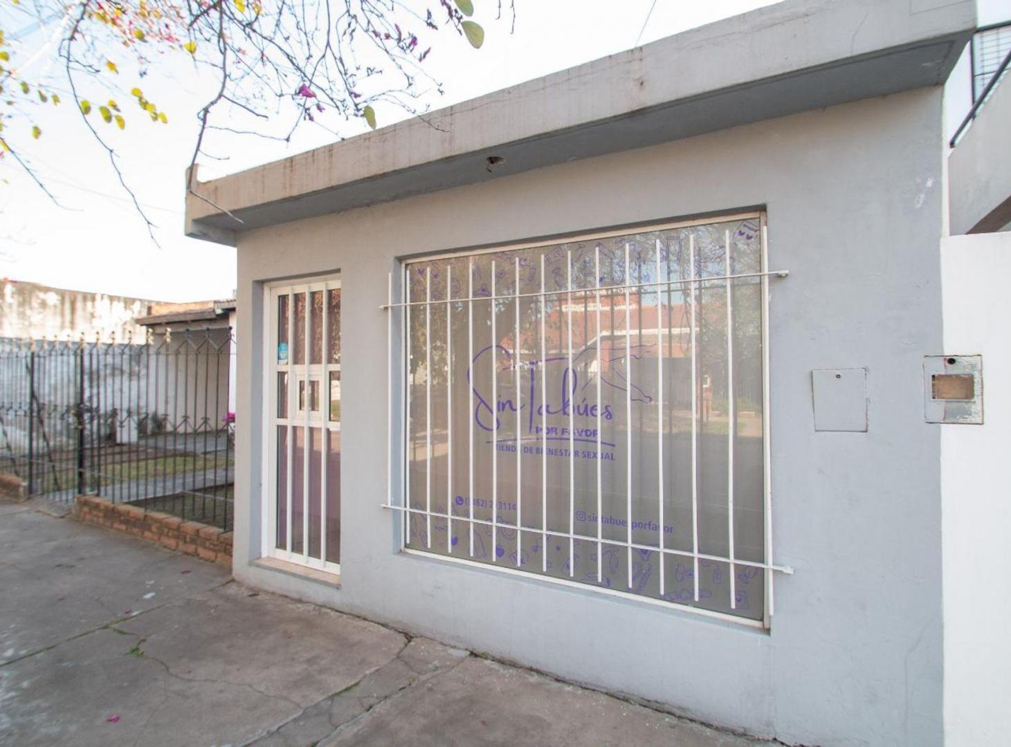 Foto de Se vende casa mas un local dentro de los blvr., imagen 3