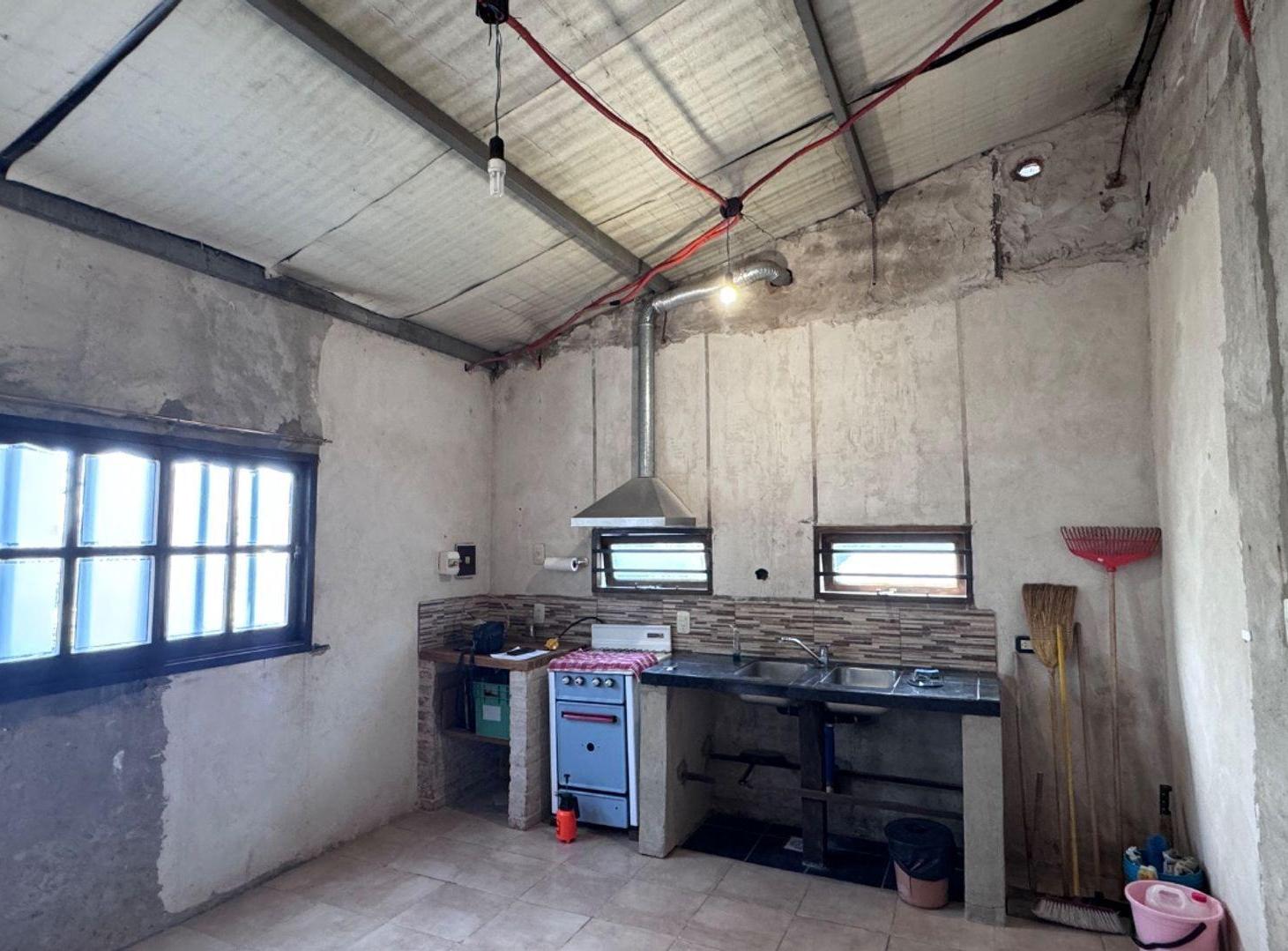 Foto de SE VENDE CASA 1 DORMITORIO - B˚ ÑU PORÁ - RQTA., imagen 2