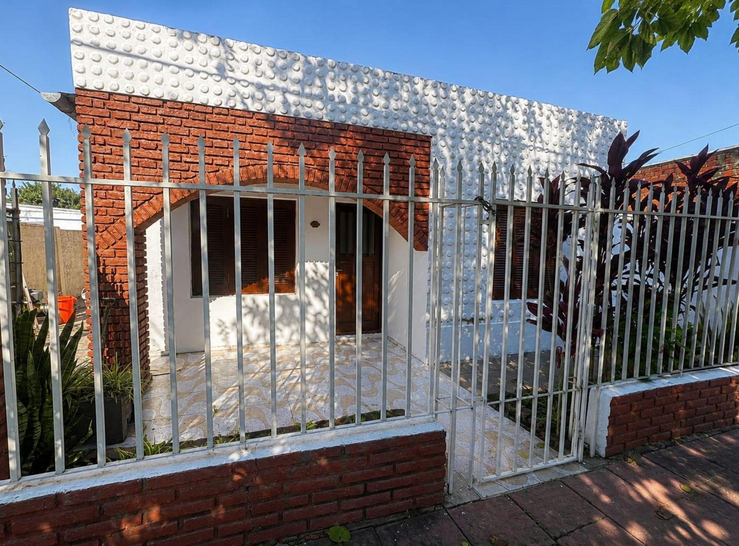 Foto de Casa en Venta Reconquista barrio Las Flores, imagen 1