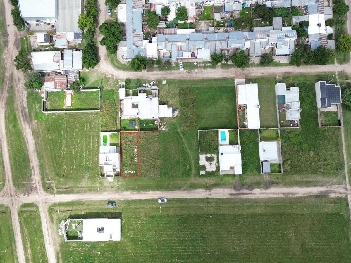 Foto de SE VENDE TERRENO EN LOTEO SOLARES AVELLANEDA, imagen 2