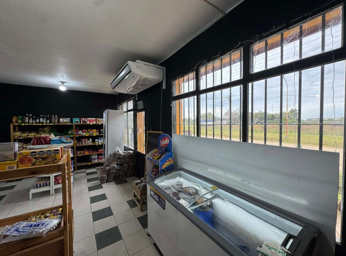 Foto de En Venta Locales Comerciales + Departamentos, imagen 5