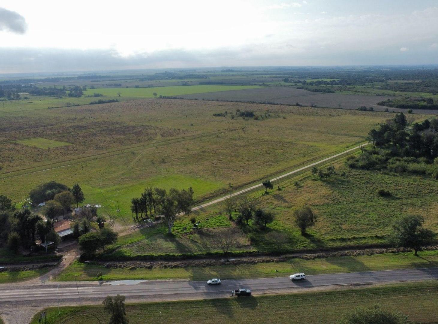 Foto de Se vende terreno a las afueras de Avellaneda., imagen 2