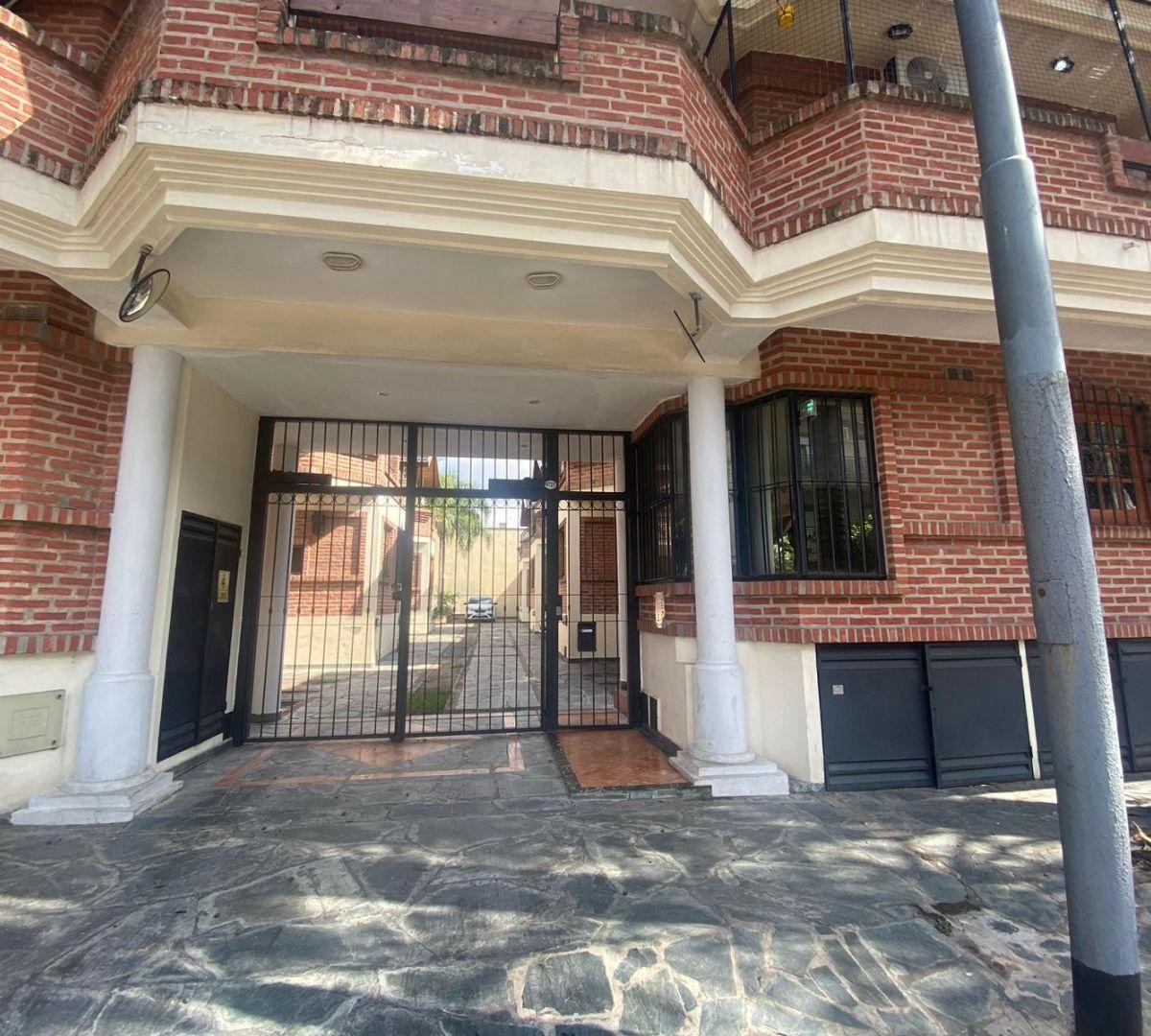 Triplex Em Venta Parque Avellaneda 5