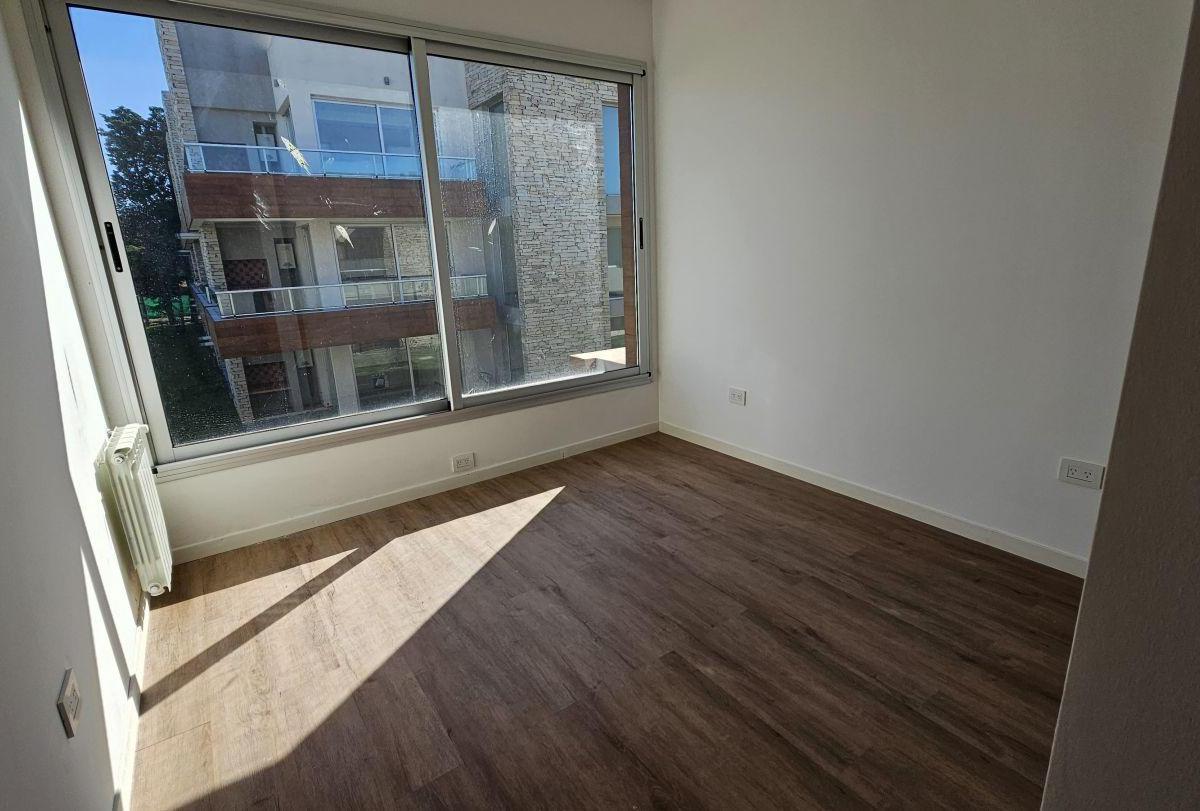 VENTA DEPARTAMENTO TIPO DUPLEX 4 AMBIENTES EN CANNIG