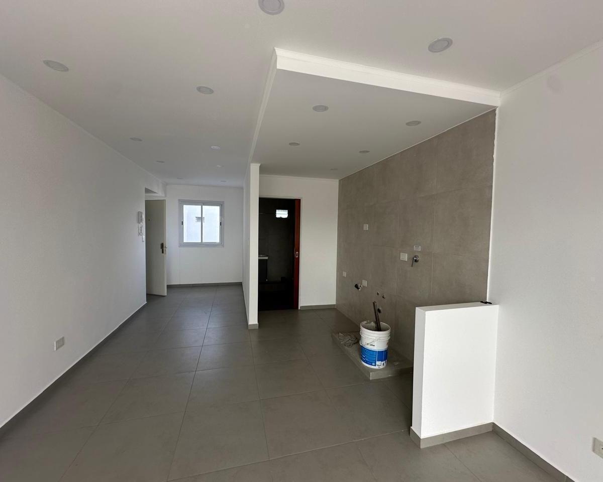 Foto de VENTA 1 MONOAMBIENTE MATADEROS, imagen 3