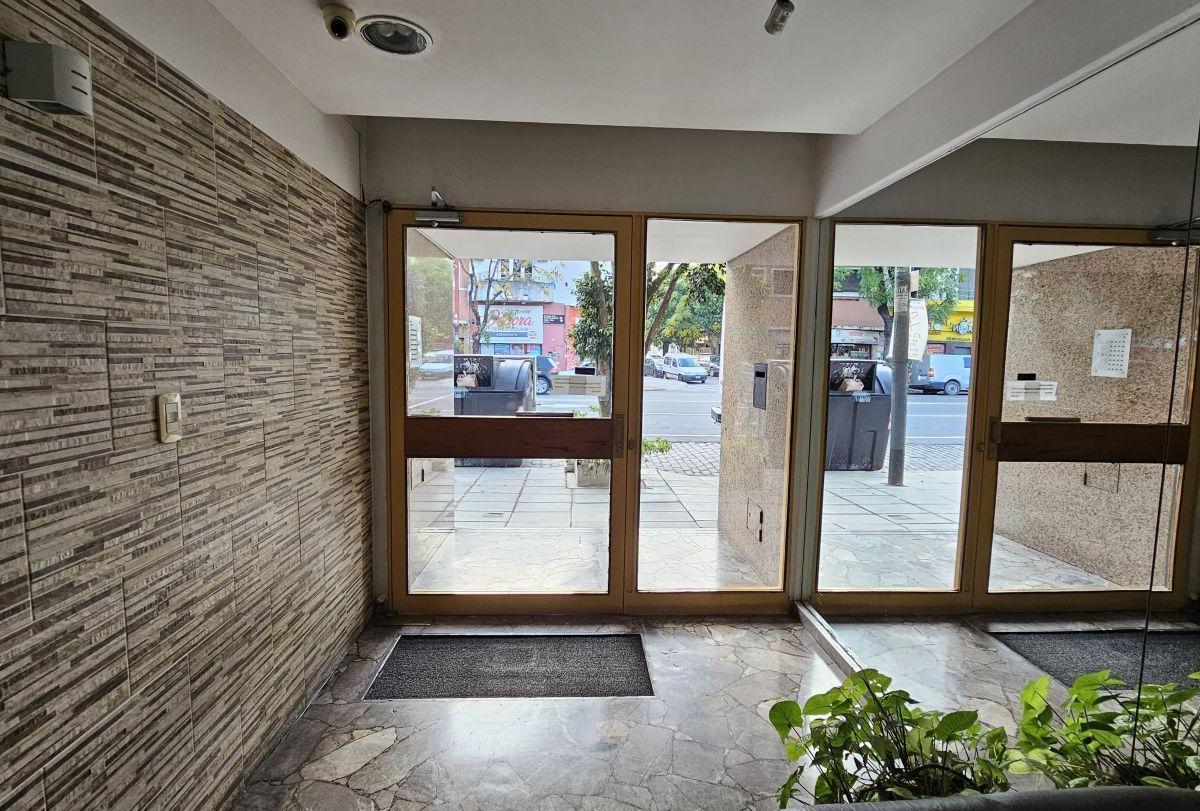 Deparatamento 3 Ambientes en Venta Mataderos 5