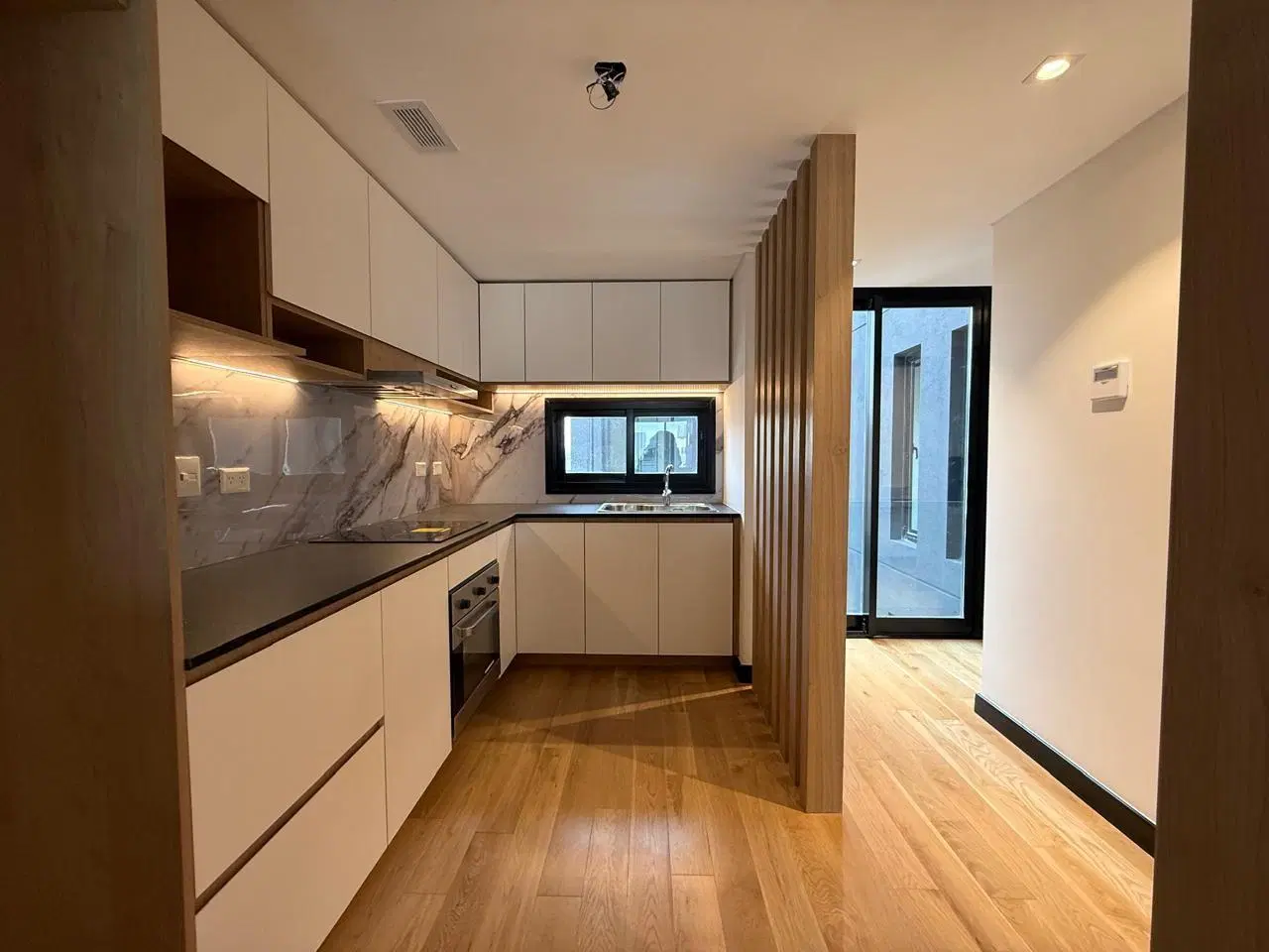 VENTA DE PARTAMENTO 3 AMBIENTES EN LINIERS CON DOS COCHERAS 4