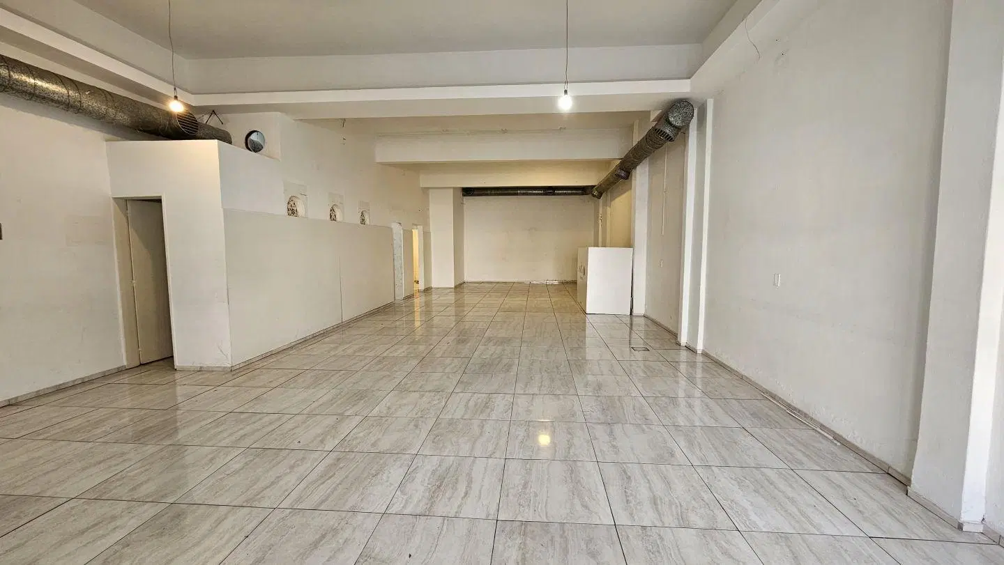 GALPON EN ALQUILER MATADEROS BARRIO NAON 2