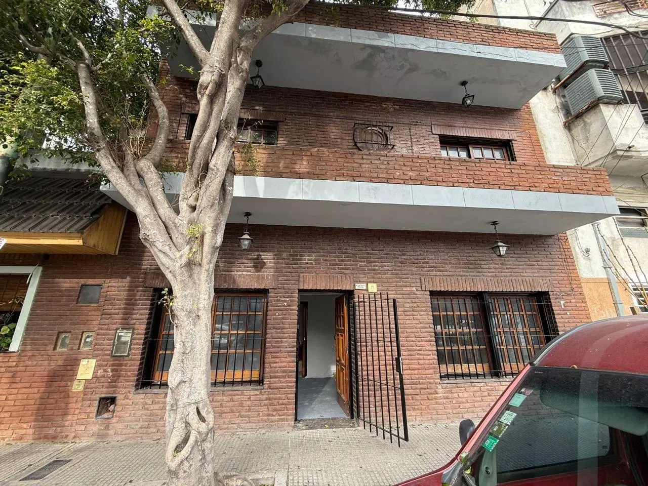 ALQUILER CASA 6 AMBIENTES USO COMERCIAL MATADEROS 4