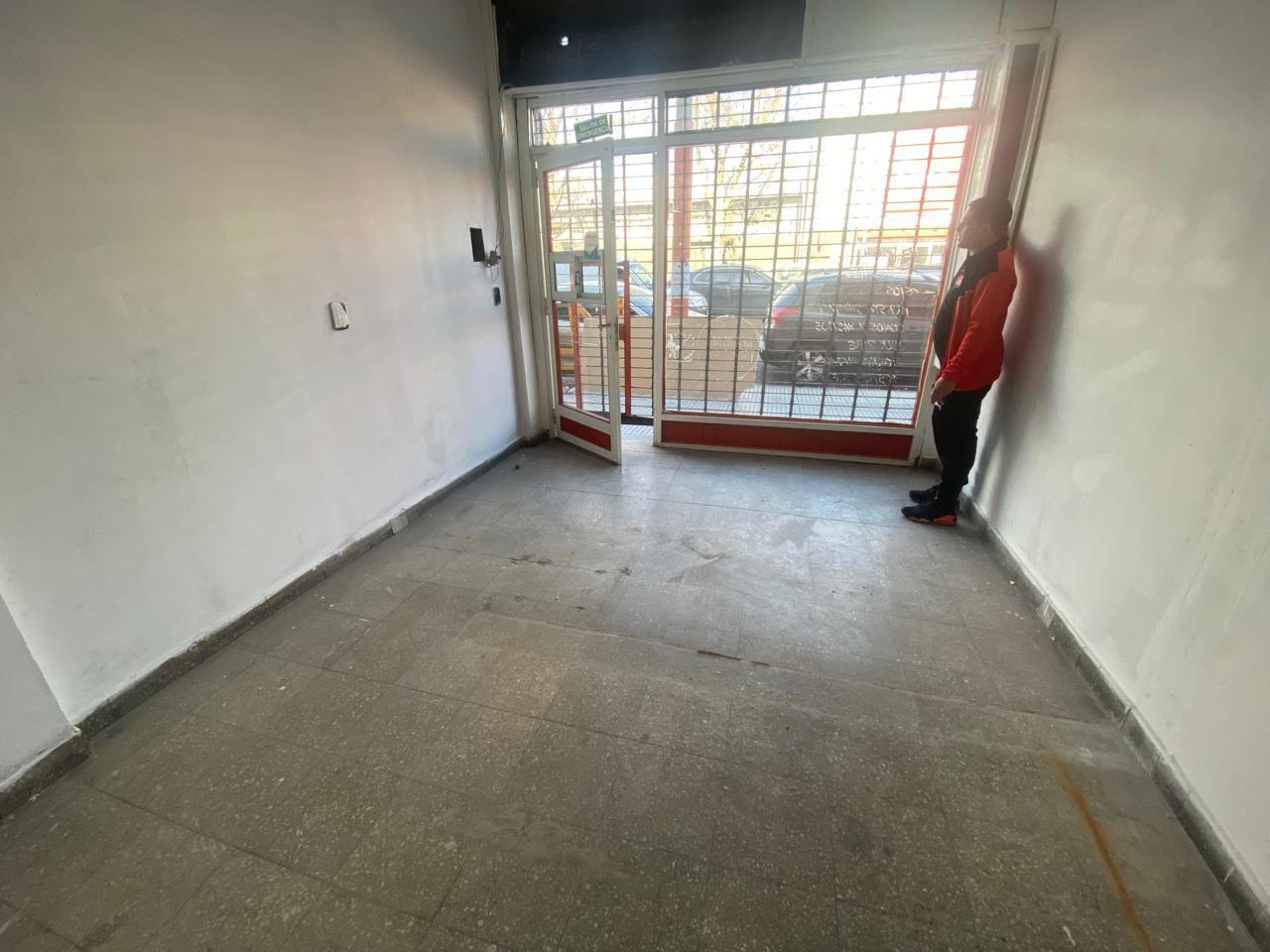 Foto de LOCAL EN ALQUILER MATADEROS, imagen 2