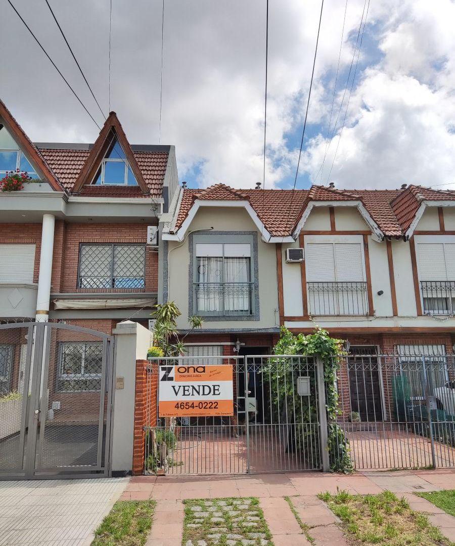 Con financiación 4 ambientes al frente c/cochera, apto crédito.