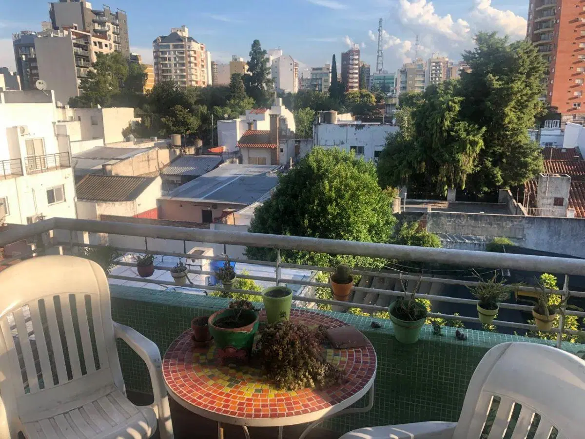 ÚNICO SEMIPISO CON TERRAZA 2