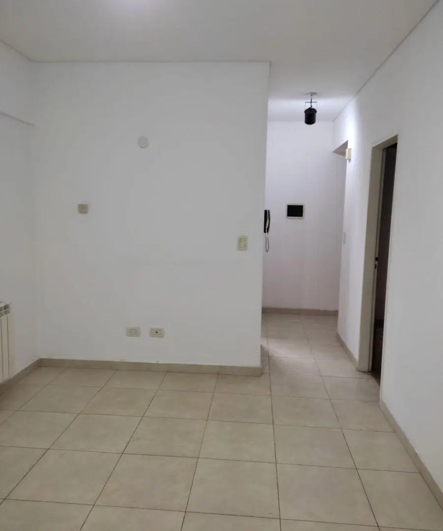 Comodisimo monoambiente c/balcón 5