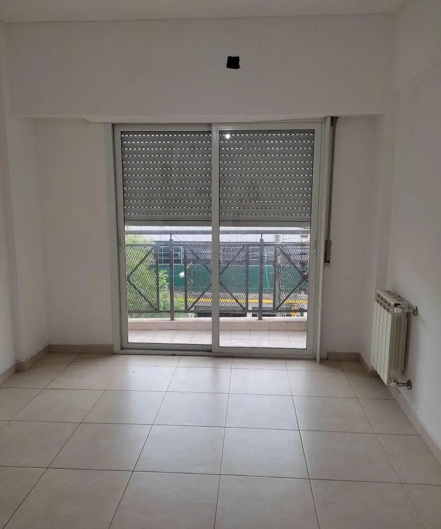 Comodisimo monoambiente c/balcón 4