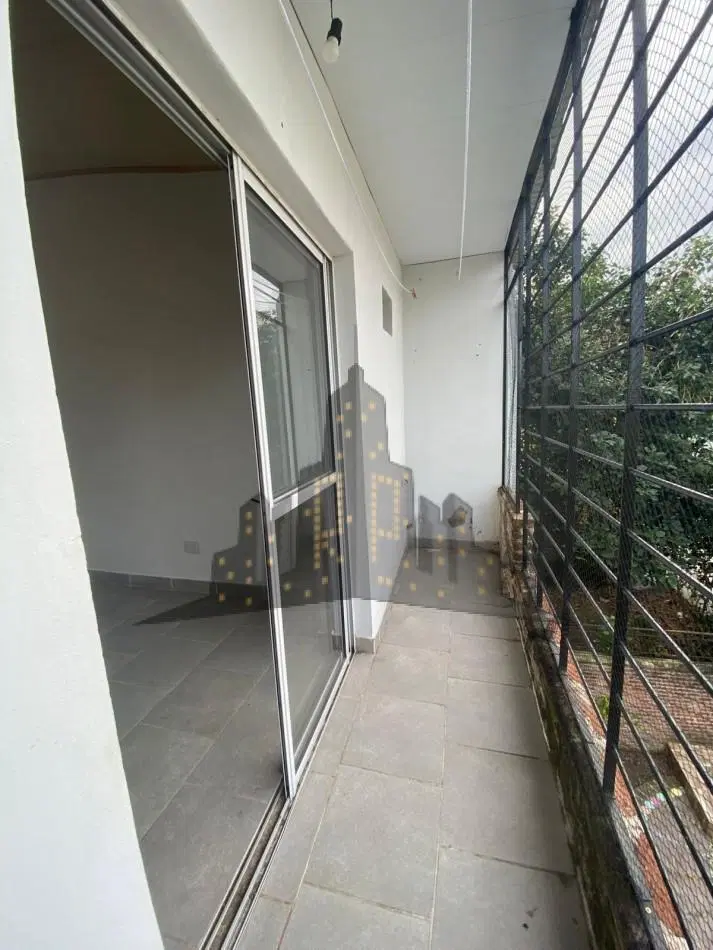 ALQUILER - DEPARTAMENTO DOS AMBIENTES - DOBLE BALCON - SANTOS LUGARES - BAJAS EXPENSAS 4