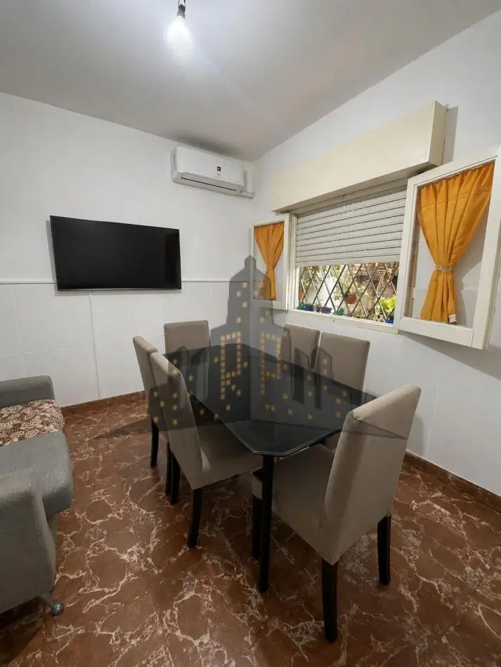VENTA - CASA PH 3 AMBIENTES AL FRENTE - CON PATIO - CASEROS NORTE 1