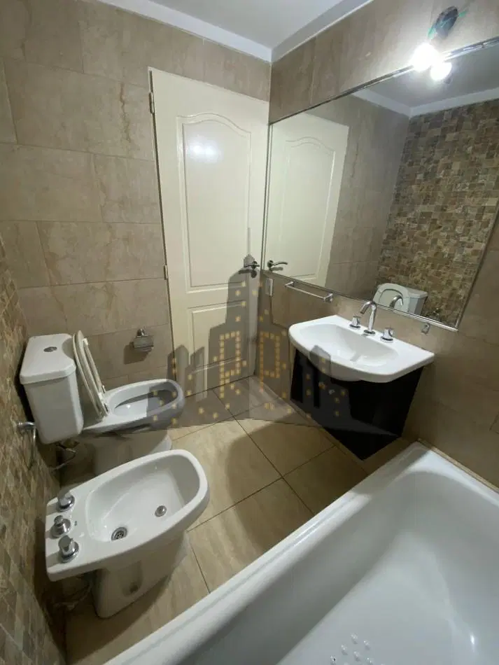ALQUILER - MONOAMBIENTE CON BALCON - CASEROS NORTE 5