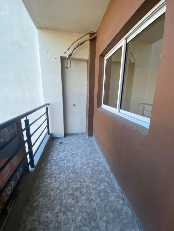 ALQUILER - DEPARTAMENTO DOS AMBIENTES CON BALCON - CASEROS NORTE 5