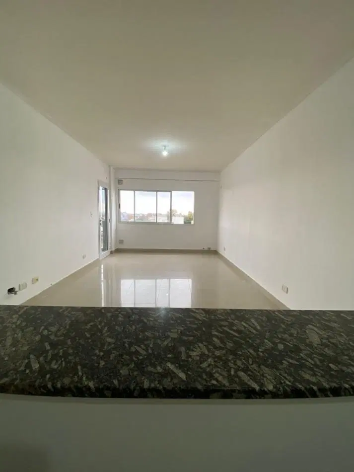 ALQUILER - SANTOS LUGARES - DEPARTAMENTO DOS AMBIENTES CON BALCON - PILETA - SUM 4