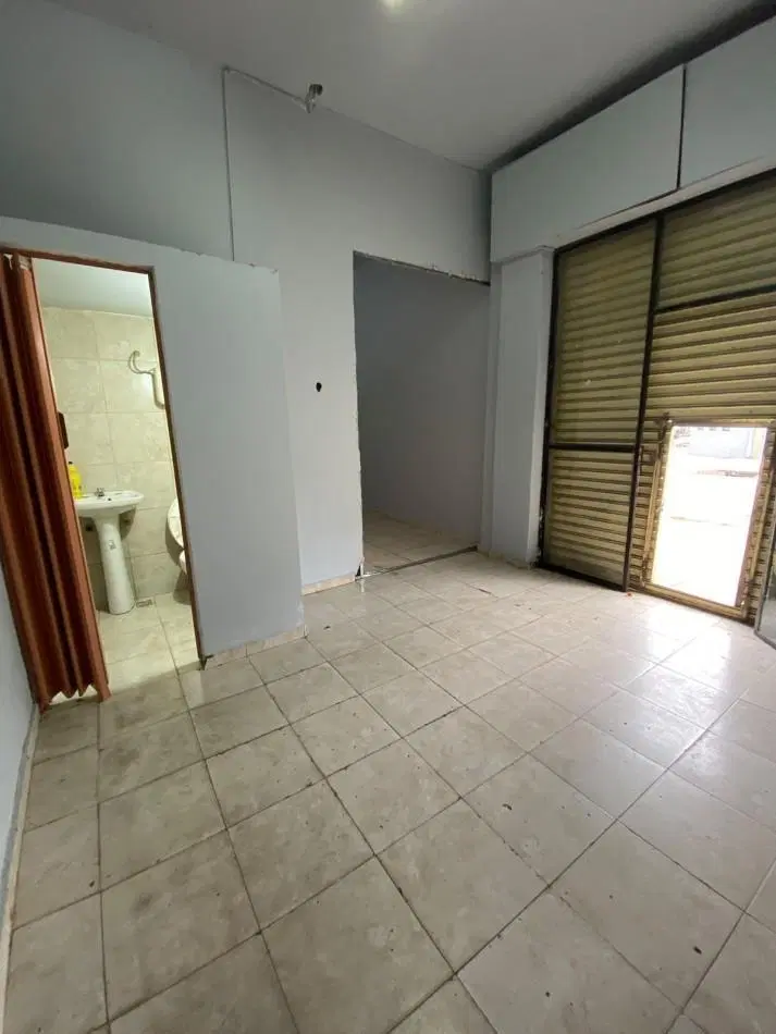 ALQUILER - LOCAL COMERCIAL - VILLA LYNCH - GRAL SAN MARTIN 3