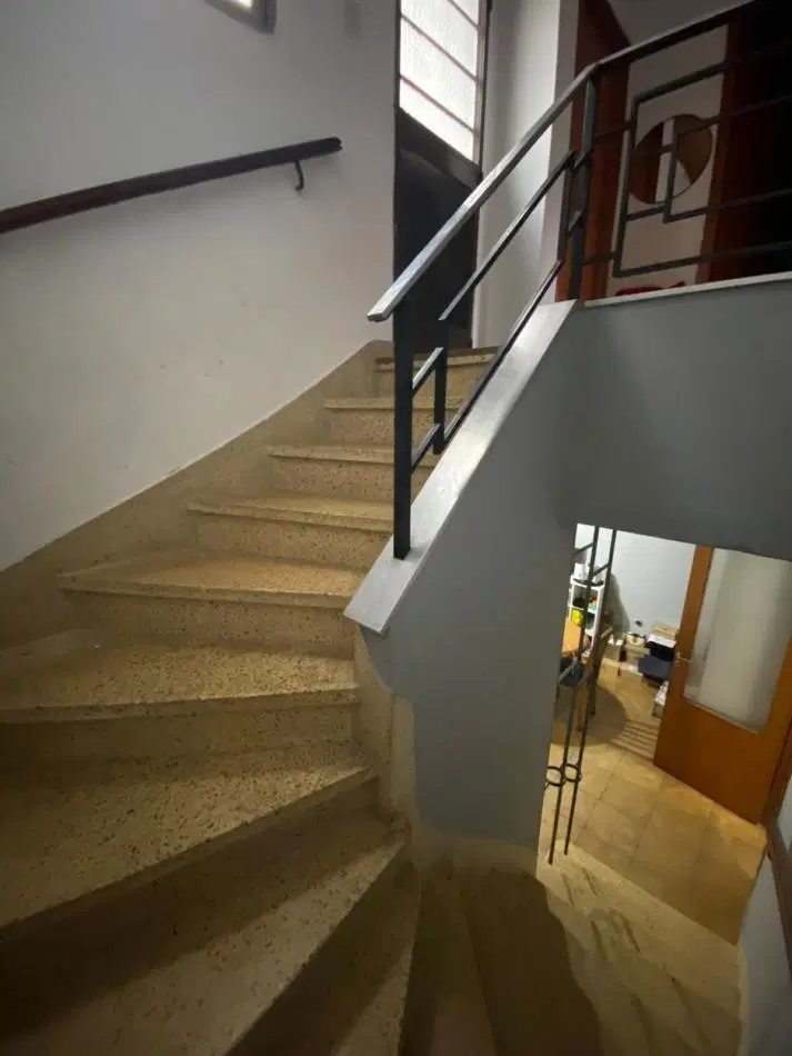 VENTA - CASA PH 4 AMBIENTES CON PATIO AL FRENTE - CASEROS NORTE - APTO CREDITO 2