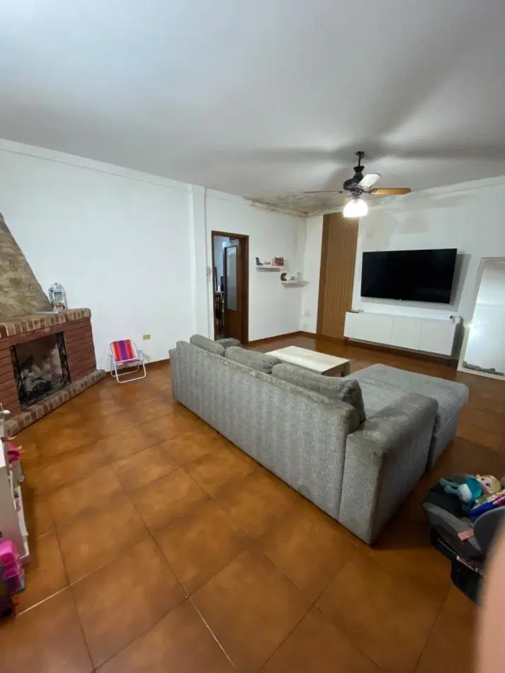 VENTA - CASA PH 4 AMBIENTES CON PATIO AL FRENTE - CASEROS NORTE - APTO CREDITO 1