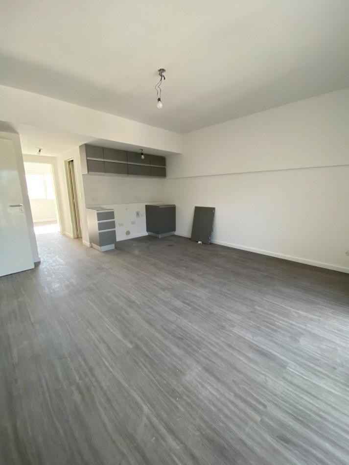 Foto de ALQUILER - 2 AMBIENTES A ESTRENAR CON BALCON AL FRENTE - CASEROS, imagen 3