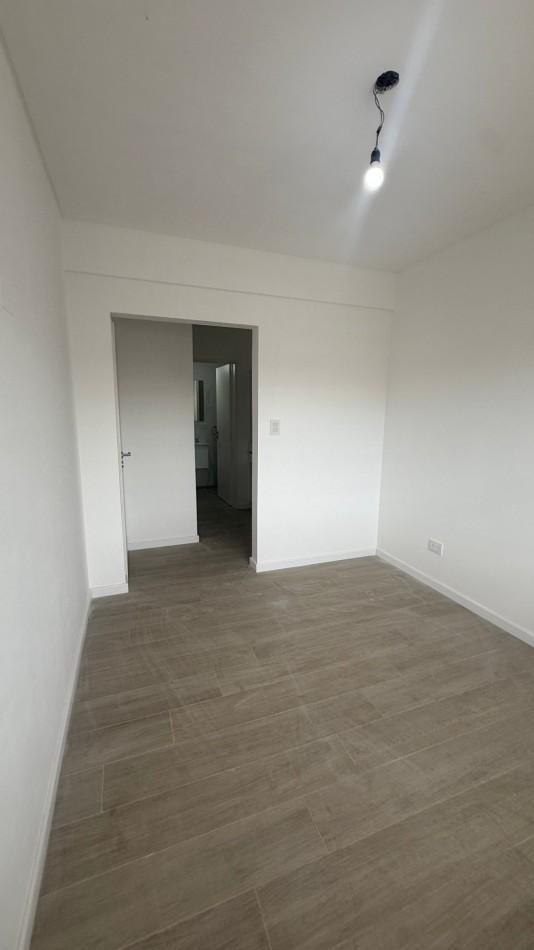 Foto de ALQUILER · DEPARTAMENTO DE 2 AMBIENTES - APTO PROFESIONAL - CASEROS, imagen 3