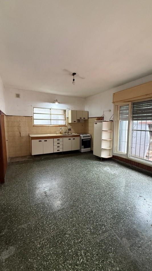 Foto de ALQUILER - PH DE 3 AMBIENTES CON PATIO Y PARRILLA - 4.a UNIDAD AL FONDO, imagen 4