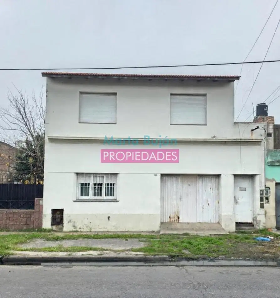 VENTA CASA 4 AMB. ARGAÑARAZ 2042- CRUCECITA. AVELLANEDA 4